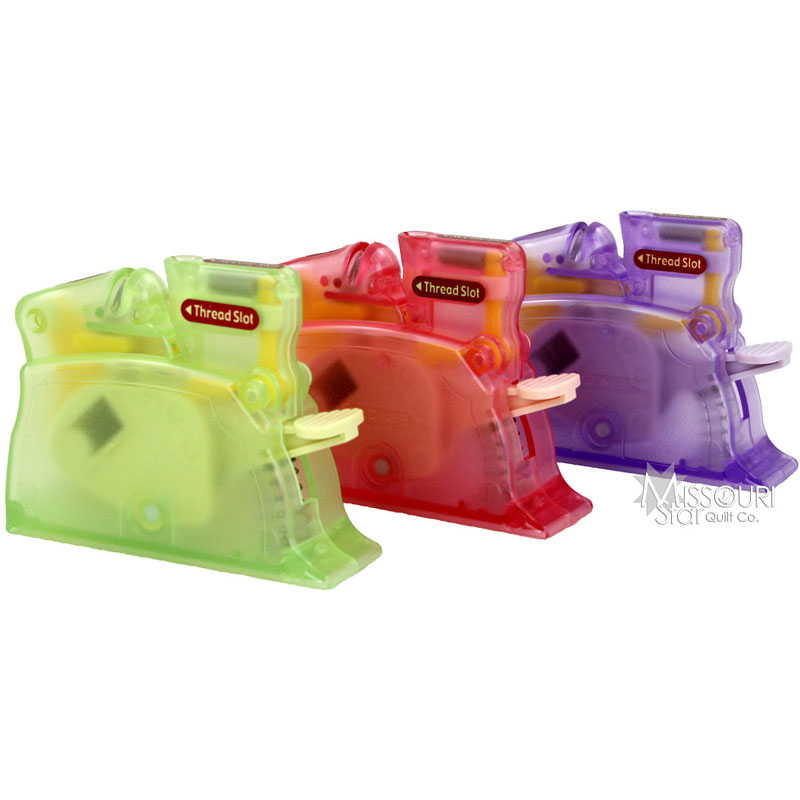 Clover Desk Needle Threader