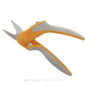 rag quilt snip scissors